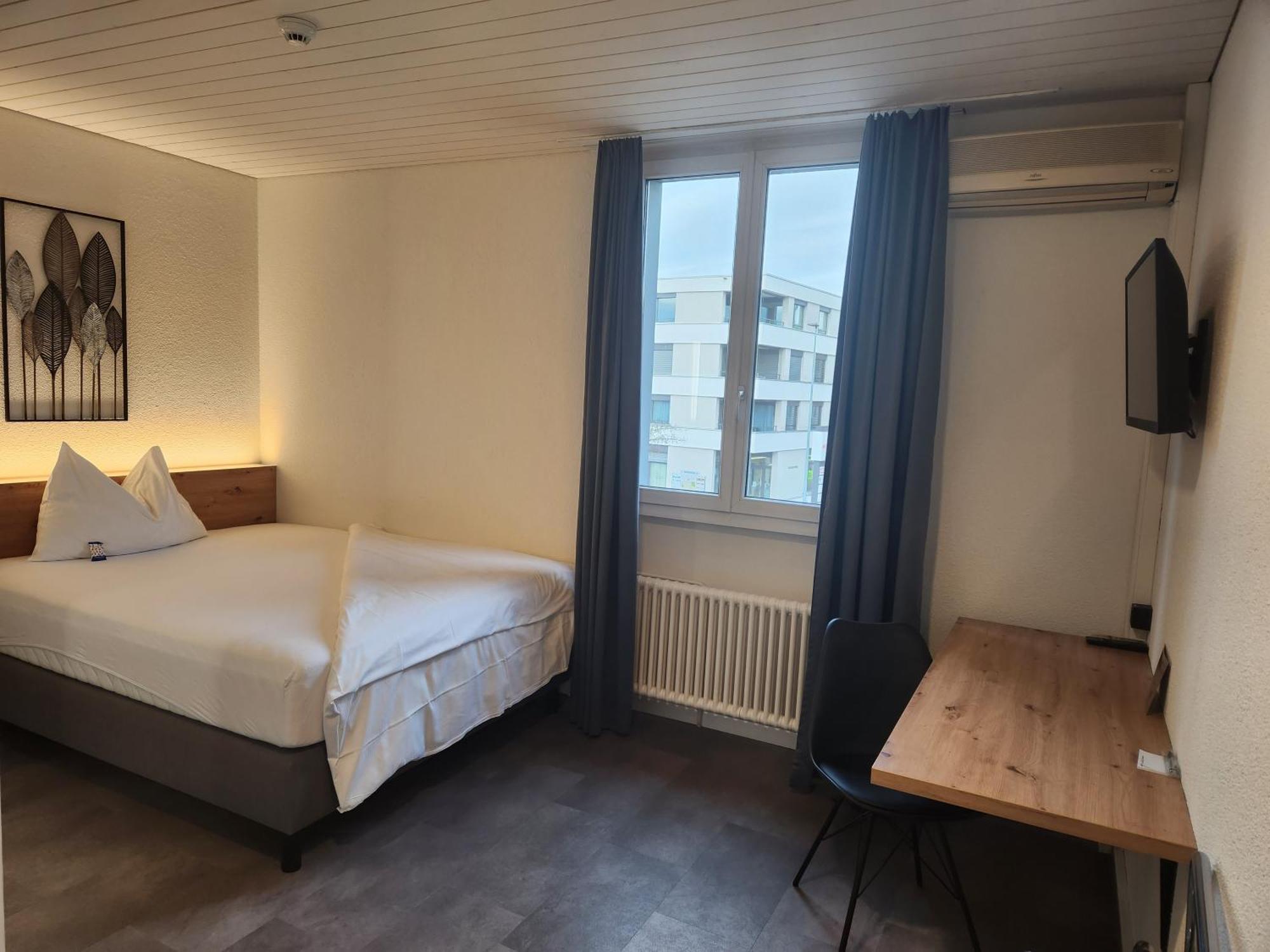 Hotel Baeren Suhr Арау Экстерьер фото
