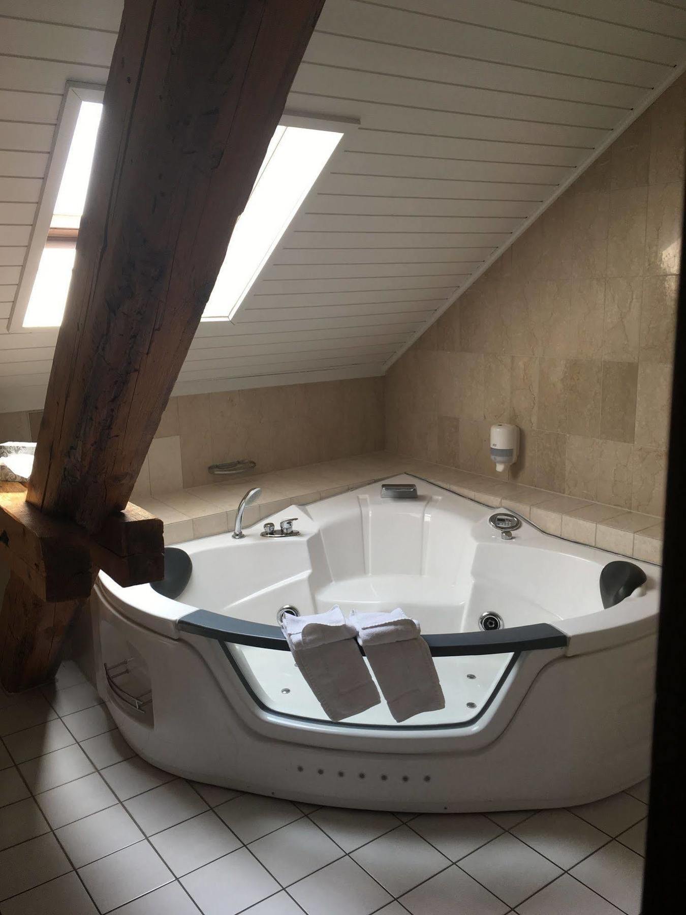 Hotel Baeren Suhr Арау Экстерьер фото